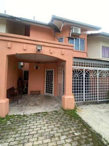 Kota Damansara Homestay