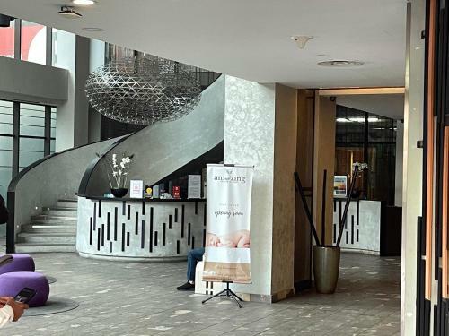 Hotel Q Damansara By Trillionz