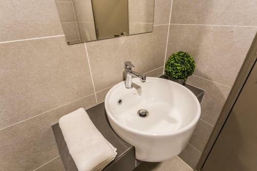 Apartamento Pinnacle Pj @ Penguin Homes