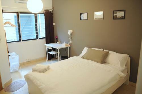 Hostal Grayhaus Guest House