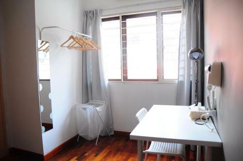 Hostal Grayhaus Guest House