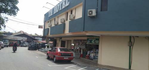 Oyo 90445 Th Hotel