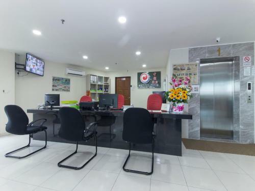Central Hotel