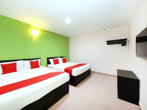 Oyo 816 Hotel De Kiara
