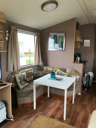 Melody Brooks Caravan Park