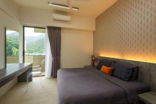 By The Sea Beach Front Apartment