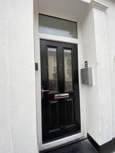 Octagon Apartment 1
