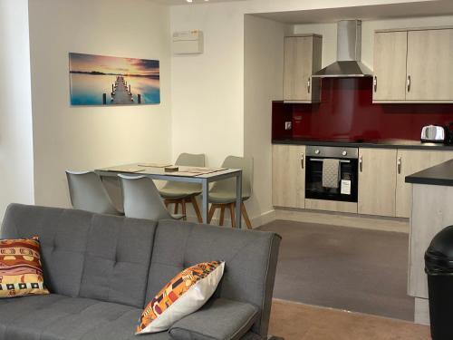 Octagon Apartment 1