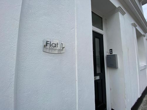 Octagon Apartment 1