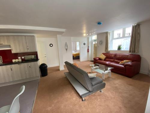 Octagon Apartment 1