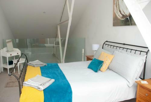 Mills Bakery Apartment At Royal William Yard