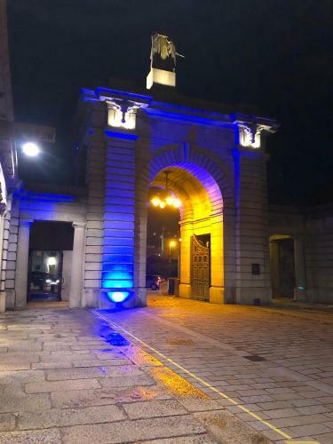 Mills Bakery Apartment At Royal William Yard