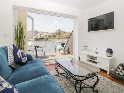2 Beach Cottage