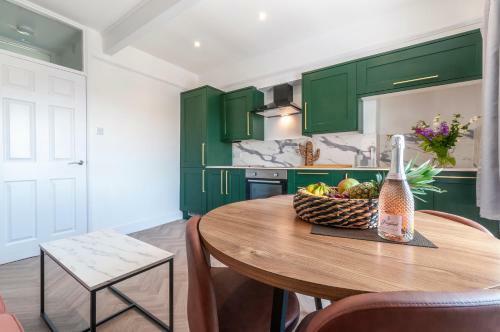 Wyndham Square Apartments By K Boutique