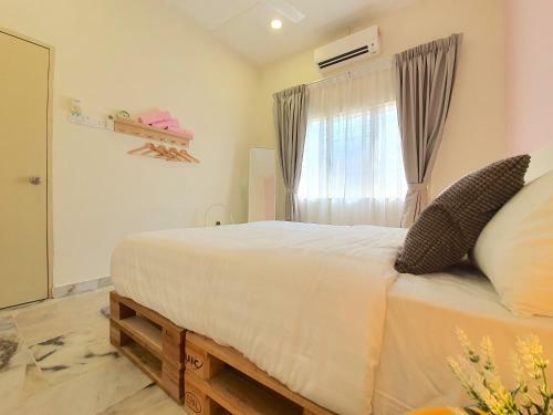 Jenjarom 32 Two Bedroom Homestay
