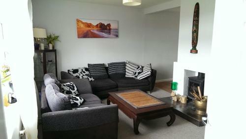 Nice Double And Single Rooms In The Quiet Area With Excellent Shared Facilities