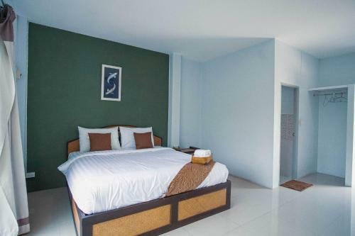 Hotel Long Lake Resort