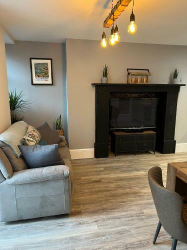 Two Bed Garden Apartment On The Plymouth Hoe