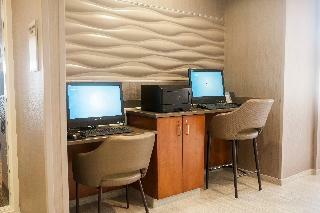 Hotel Springhill Suites By Marriott Cincinnati Midtown
