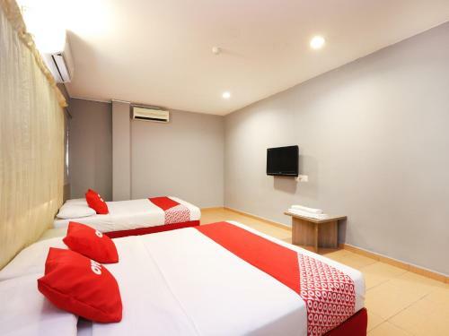 Oyo 89676 Hotel 22
