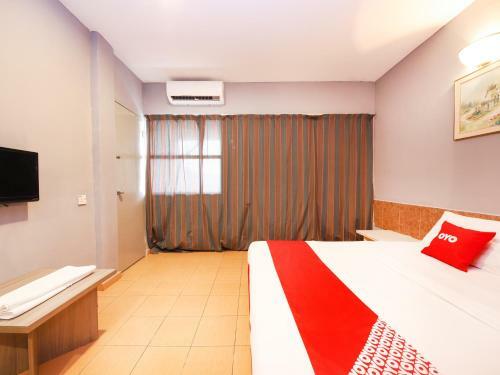 Oyo 89676 Hotel 22