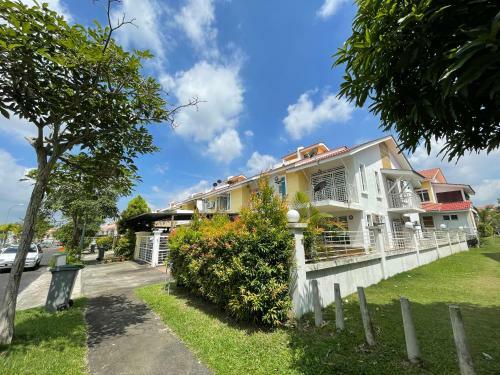 3r D'latania Senawang