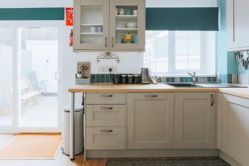 Inner Harbour Cottage