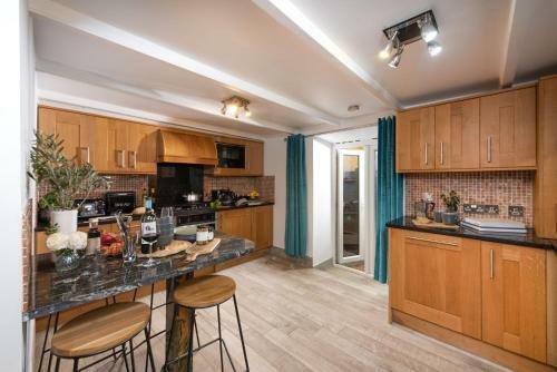 1 Greenfield Terrace