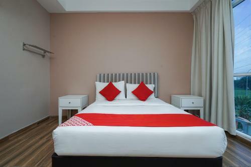 Oyo 90100 Bangi Gateway Hotel