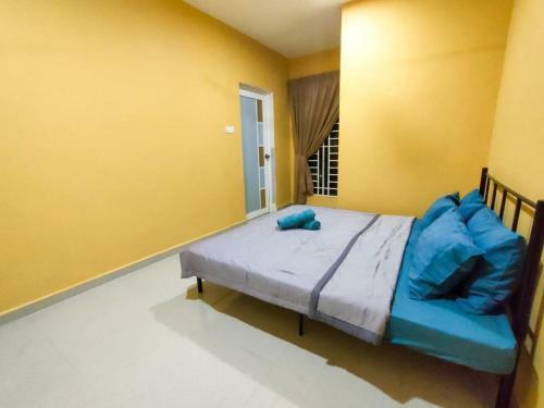 D` Totok Housestay