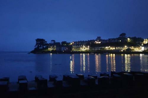 Porthmadog Harbour Town - High Street Apartment.