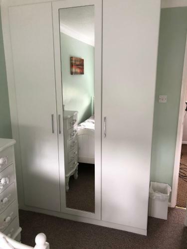 Apps B&B