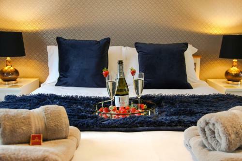 Poole House For 6 Parking, 3mins From Waterfront