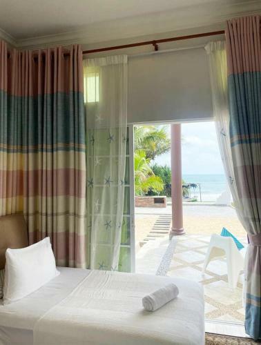 Grande Villa Che Beach House By Vale Pine