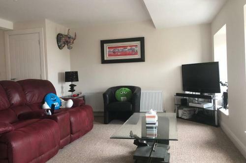 Beautiful Sea View, Entire 2 Bed Apartment, Portrush Centre