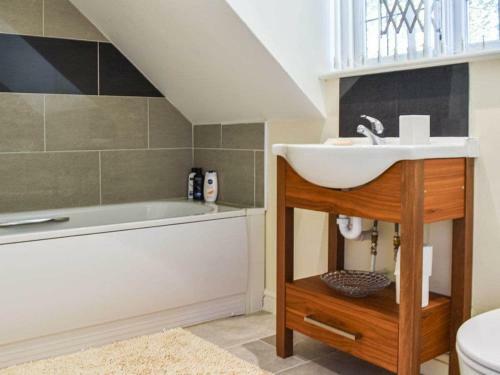 Terfyn Hall Cottage - Uk35838