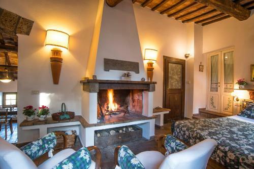Hotel Castello Di Proceno Albergo Diffuso In Dimora D'epoca
