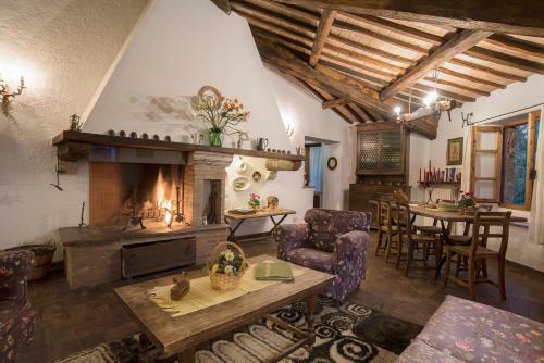 Hotel Castello Di Proceno Albergo Diffuso In Dimora D'epoca