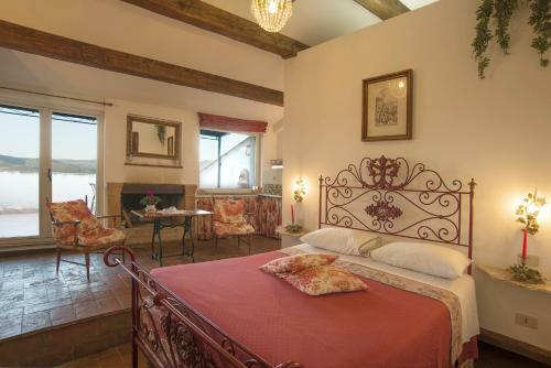 Hotel Castello Di Proceno Albergo Diffuso In Dimora D'epoca