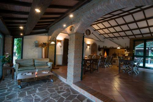 Hotel Castello Di Proceno Albergo Diffuso In Dimora D'epoca