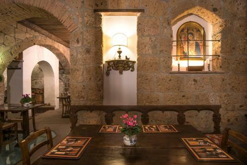 Hotel Castello Di Proceno Albergo Diffuso In Dimora D'epoca