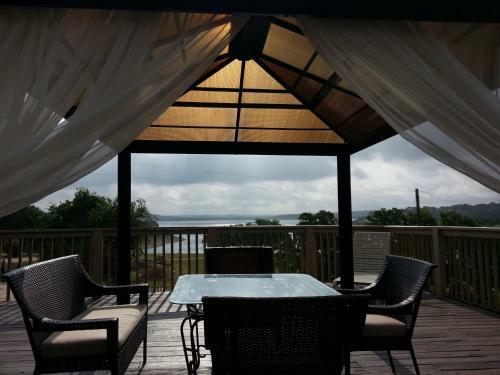 Lodge At Turkey Cove