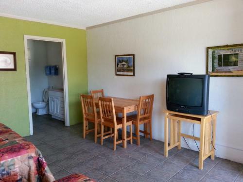 Lodge At Turkey Cove