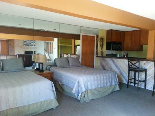 Lodge At Turkey Cove