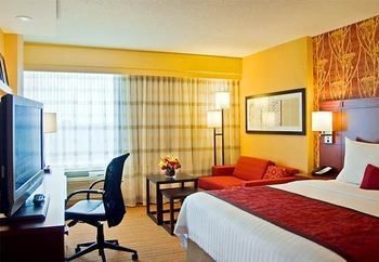 Hotel Courtyard Chevy Chase By Marriott