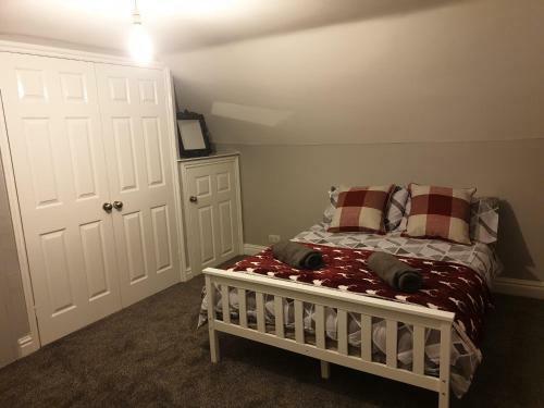 Kings Lodge Apartments