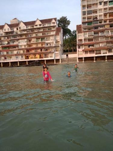 Paradise Lagoon Apartment Kia