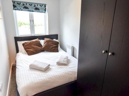 Pass The Keys 2bed Central Apartment In Gunwharf Sleeps 4