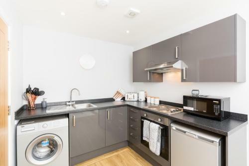 Modern City Centre 2 Bedroom Apartment