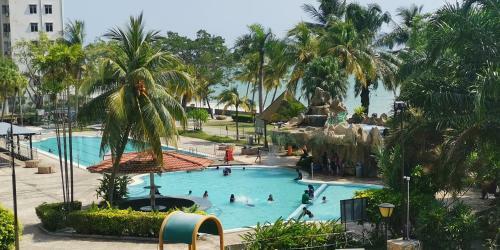 Glory Beach Resort 2 Bedroom Seaview Apartment